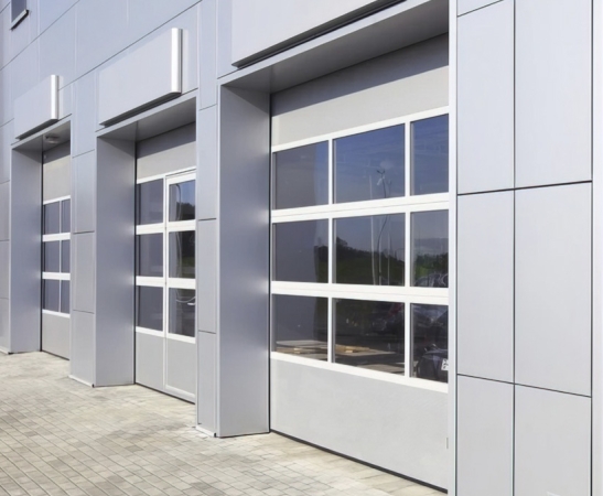 Панорамные ворота Алютех Alutrend в Светлограде