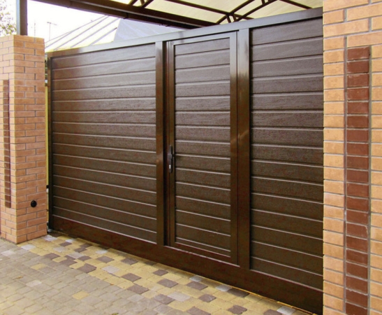 Ворота с калиткой в Светлограде