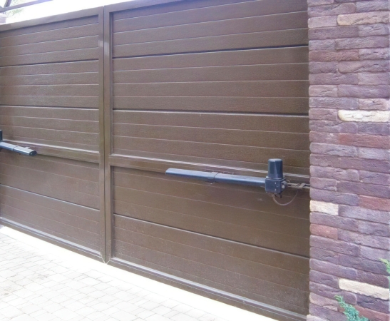 Автоматика для распашных ворот в Светлограде