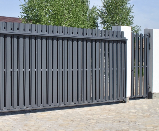 Ворота из штакетника в Светлограде